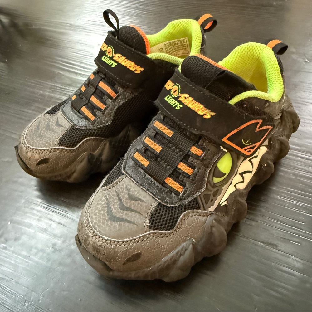 Skechers Kids' Black and Green Light-Up Sneakers